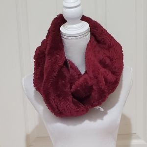 BFNY Burgundy Cozy Infinity Scarf